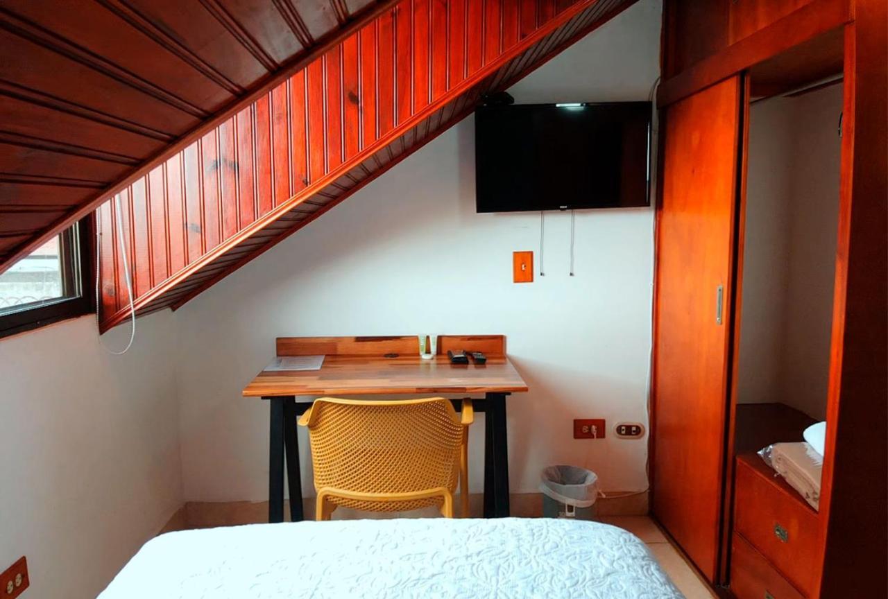 Trebol Amarillo Bed & Breakfast Escazú Kültér fotó