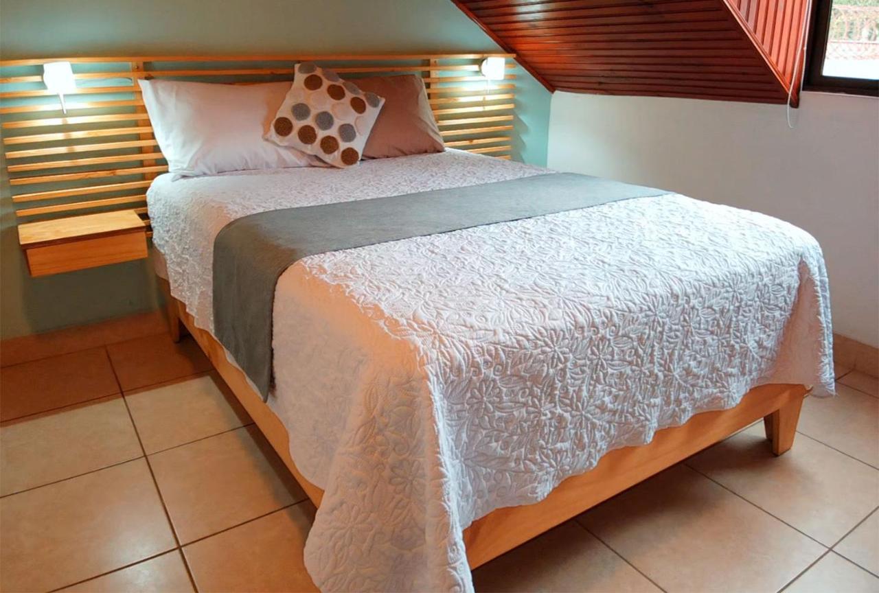 Trebol Amarillo Bed & Breakfast Escazú Kültér fotó